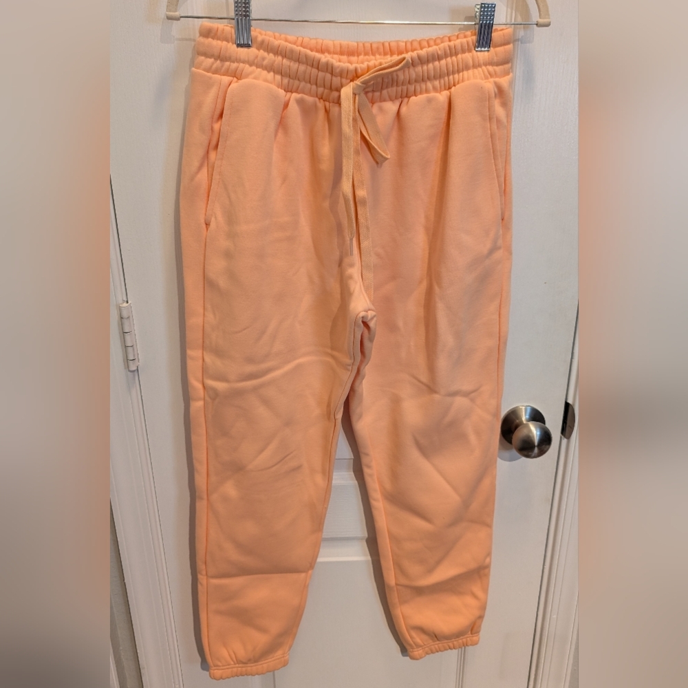 Fabletics Eco Go-To‎ Classic Sweatpant Size Medium Light Orange